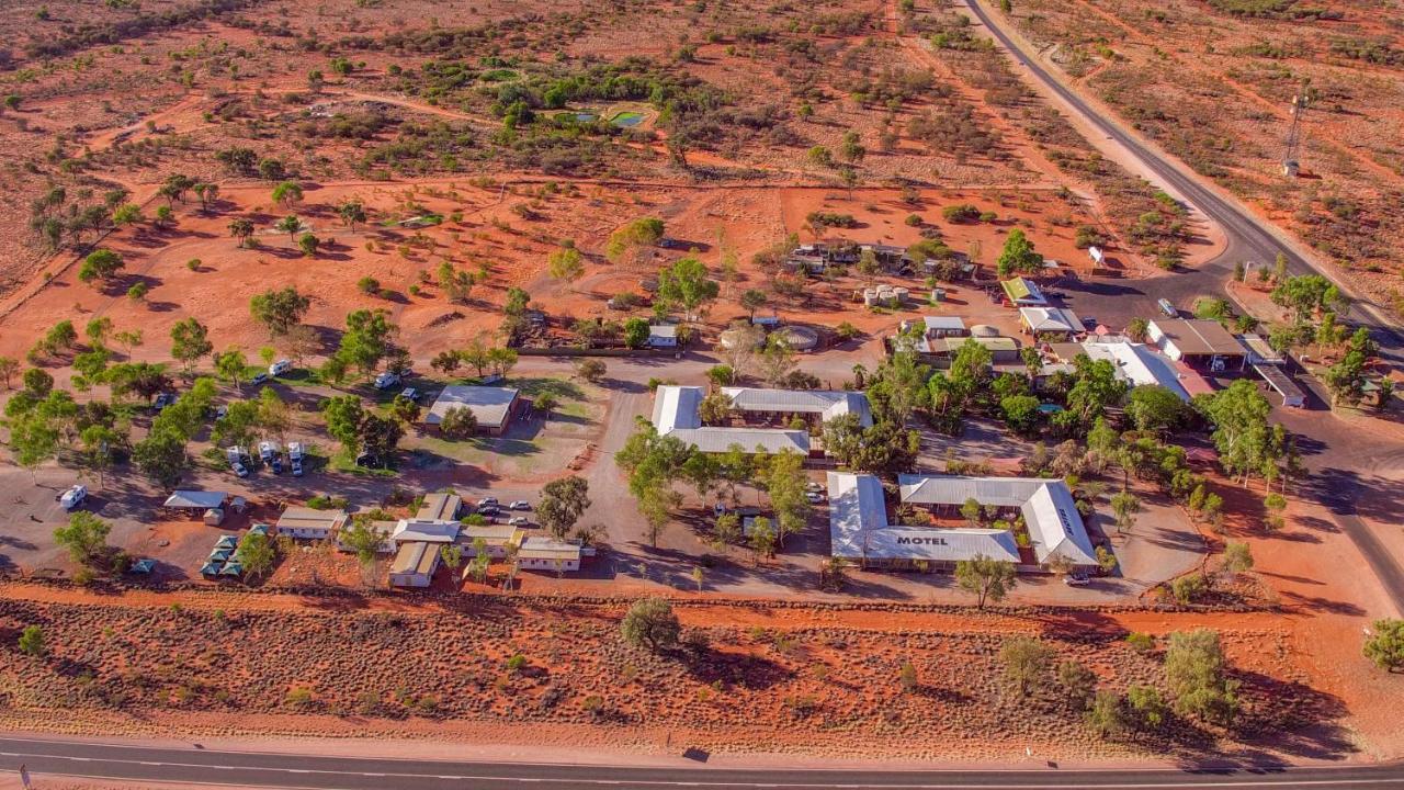 Erldunda Desert Oaks Resort Ghan Exterior photo